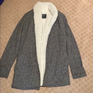 robe/jacket/sweater
